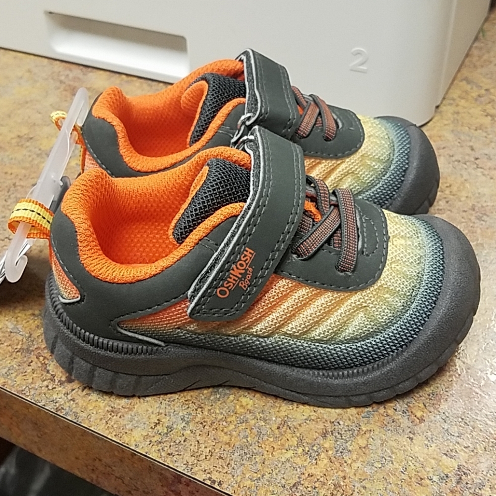 NWT OSHKOSH Toddler size 6